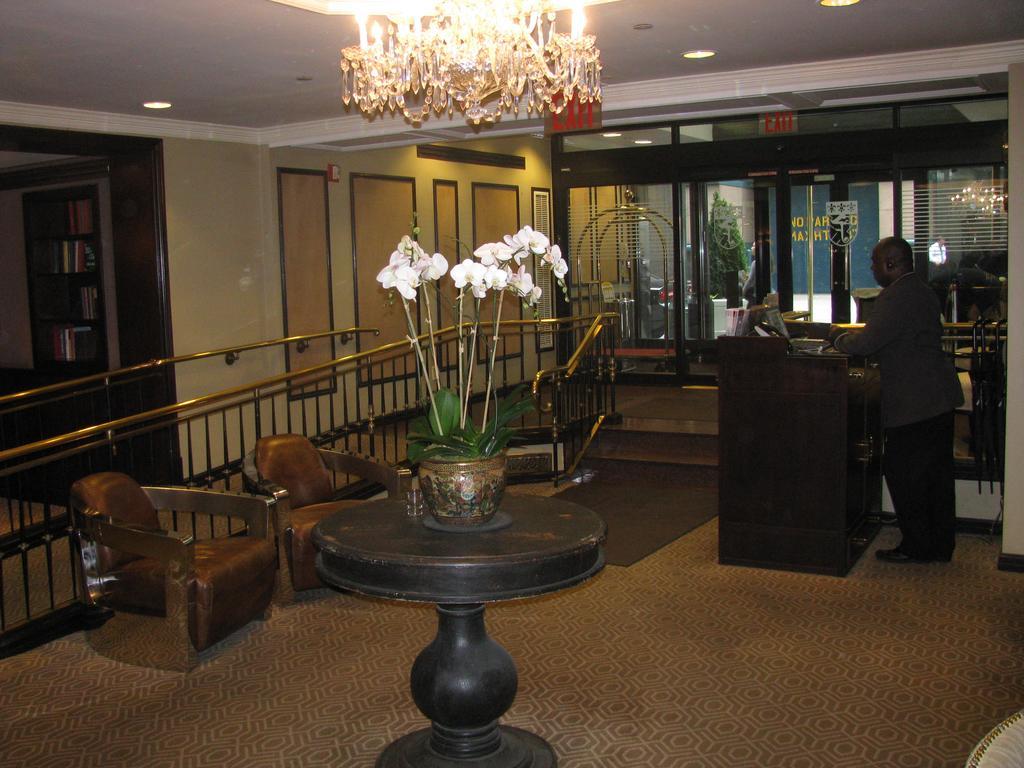 fitzpatrick hotel grand central station new york